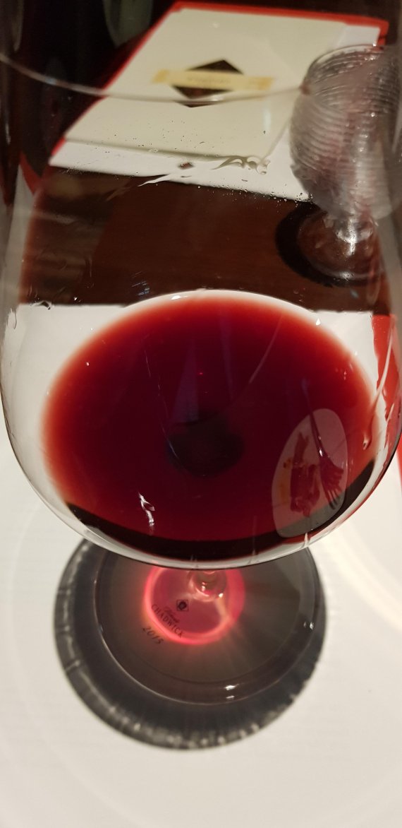 '보르도 특급' 뒤로 줄세운 비네도 채드윅..빈티지 마다 선명한 매력, 묘하게 잡아끄네