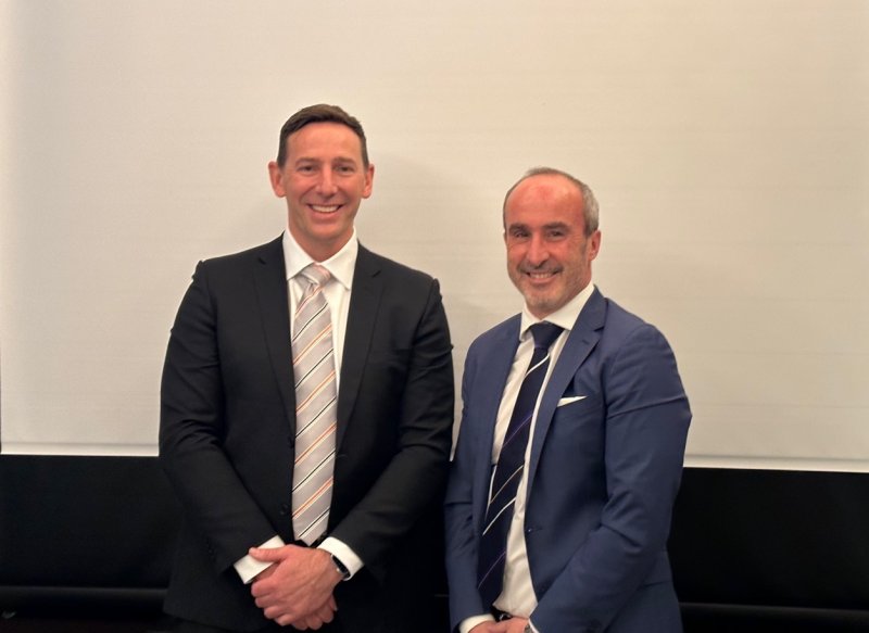 에반 크루즈 젯스타 세일즈 총괄(왼쪽), 존 시메오네 콴타스 인터내셔널 세일즈 총괄 부사장ⓒ뉴스1 윤슬빈 기자