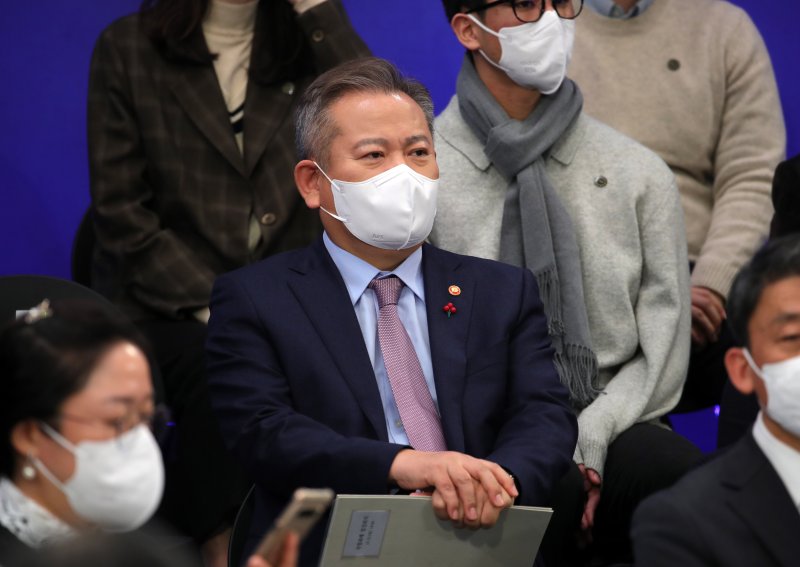 이상민 행정안전부 장관 "기업 지방 이전, 정부가 모든 필요 수단 제공"