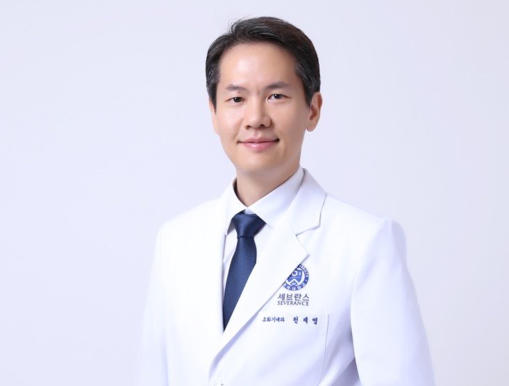 '서구화의 저주' 크론병·궤양성 대장염 증가…명의에 치료법 물었더니