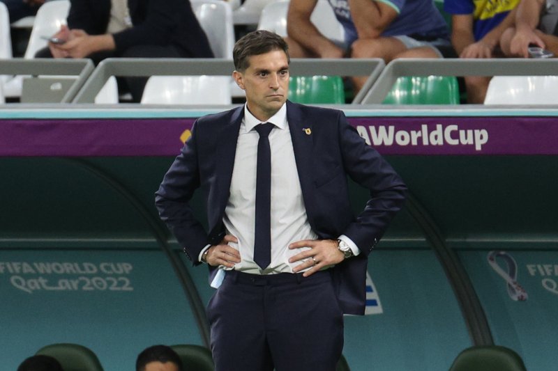 디에고 알론소 우루과이 축구대표팀 감독이 24일 오후(현지시간) 카타르 알라이얀 에듀케이션 시티 스타디움에서 열린 2022 카타르 월드컵 조별리그 H조 1차전 대한민국과의 경기를 지켜보고 있다. 2022.11.24/뉴스1 ⓒ News1 이광호 기자