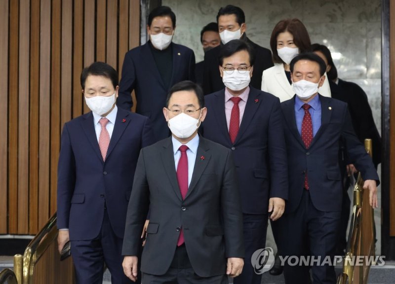 국힘 "김만배 극단 선택 시도에도 이재명은 조용" 맹공격