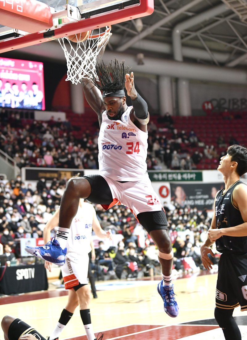 [서울=뉴시스] 프로농구 서울 SK의 자밀 워니. (사진 = KBL 제공) *재판매 및 DB 금지
