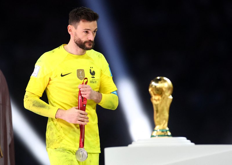 [월드컵] '준우승' 요리스 "끝까지 포기하지 않은 프랑스, 축하 받아야"
