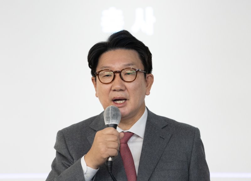 권성동, 이재명 향해 "개딸들 달래고 싶으니 허장성세 가득한 독백만"