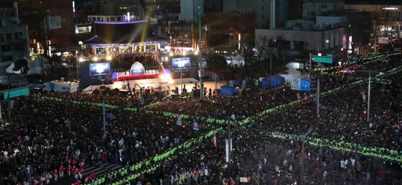 서울시가 12월 31일 밤 종로 보신각에서 ‘2022년 제야의 종 타종행사’를 여는 가운데 당일 현장에 약 1000명의 안전요원을 배치한다. /사진=뉴시스