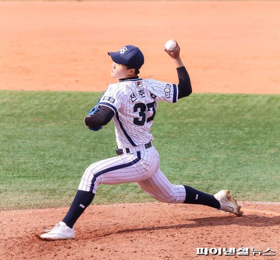 서울고 전준표도 상위지명 후보로 꼽힌다