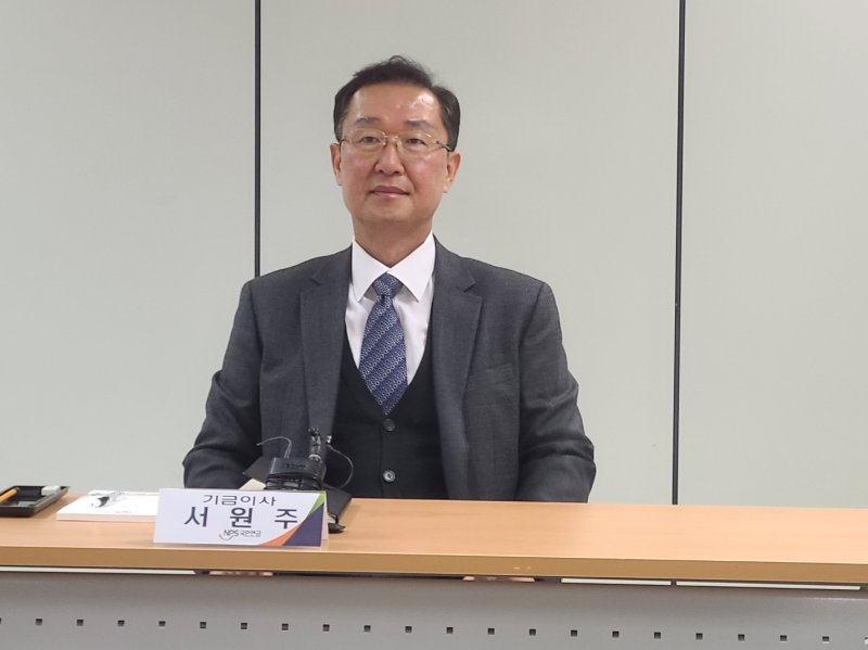 국민연금 새 CIO, KT 지배구조 공개적으로 겨냥… “셀프연임 없어야”