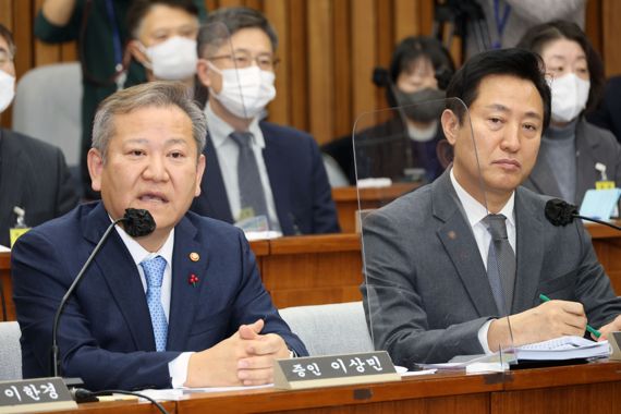 이상민 행정안전부 장관이 6일 오전 국회에서 열린 이태원 참사 국정조사 2차 청문회에서 발언하고 있다. 사진=서동일 기자