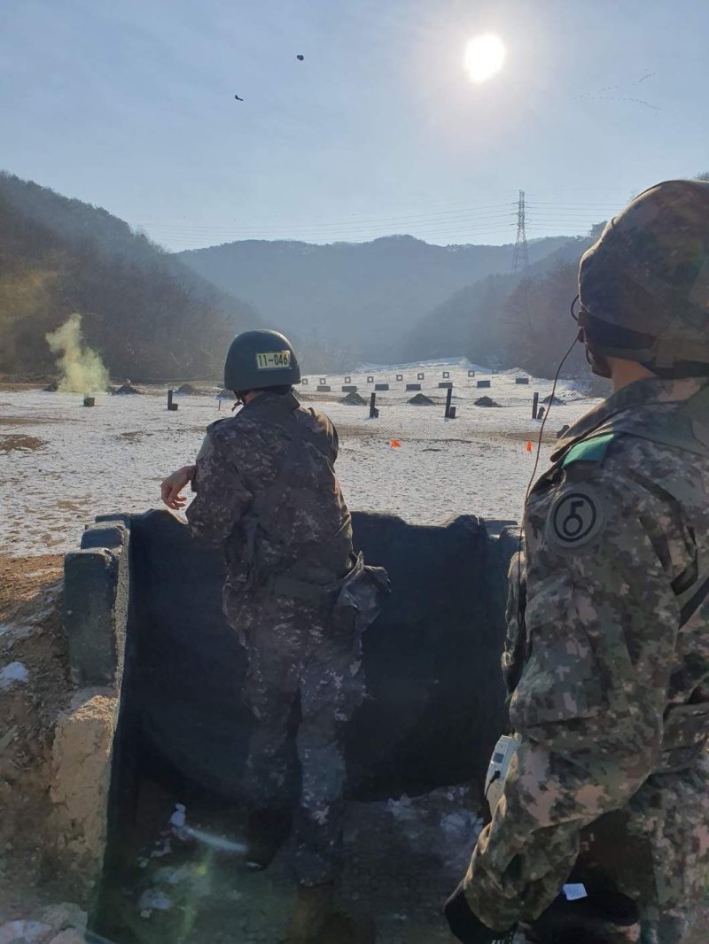 비 이어 BTS 진 '조교' 복무...오늘 신병교육대 수료식