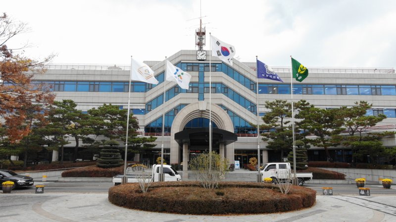 아산시청사. *재판매 및 DB 금지