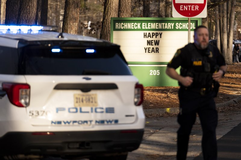 지난 6일(현지시간) 미국 버지니아주 뉴포트뉴스시에 있는 리치넥 초등학교의 1학년 교실에서 총격 사건이 발생했다. 출처 뉴시스