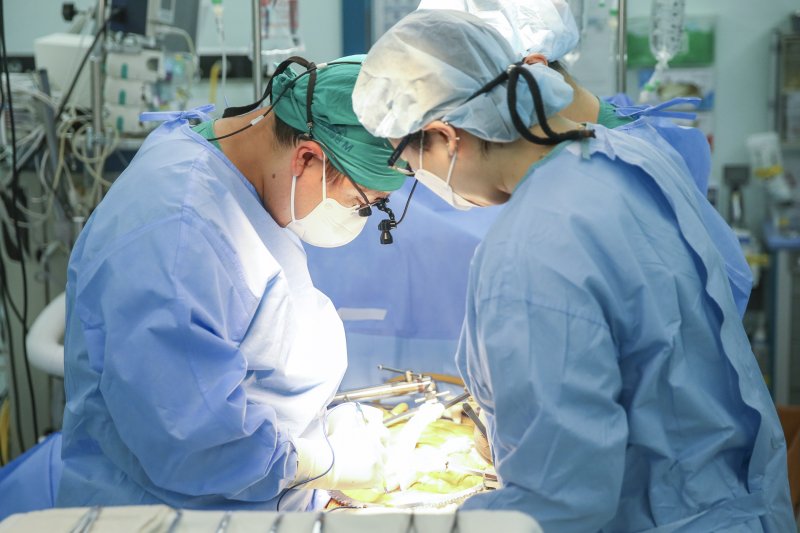 서울아산병원, 국내 최초 신장이식 7000건 달성