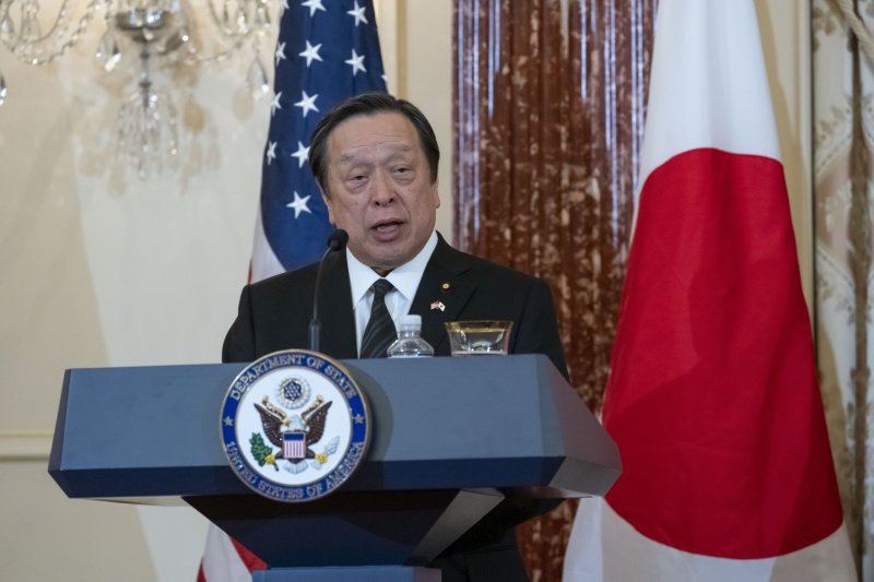 [워싱턴=AP/뉴시스]하마다 야스카즈 일본 방위상이 11일(현지시간) 미국 워싱턴 국무부에서 기자회견을 하고 있다. 2023.01.12.