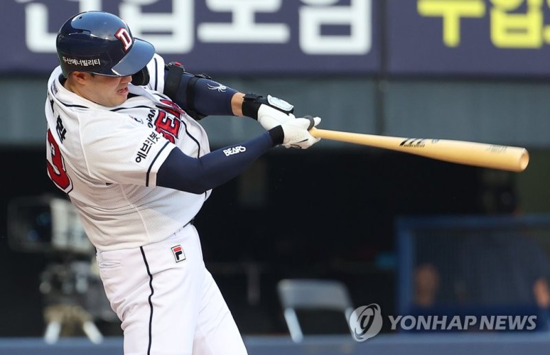 시범경기 1할도 안돼는 극도의 부진을 겪고 있는 양석환 (연합뉴스)