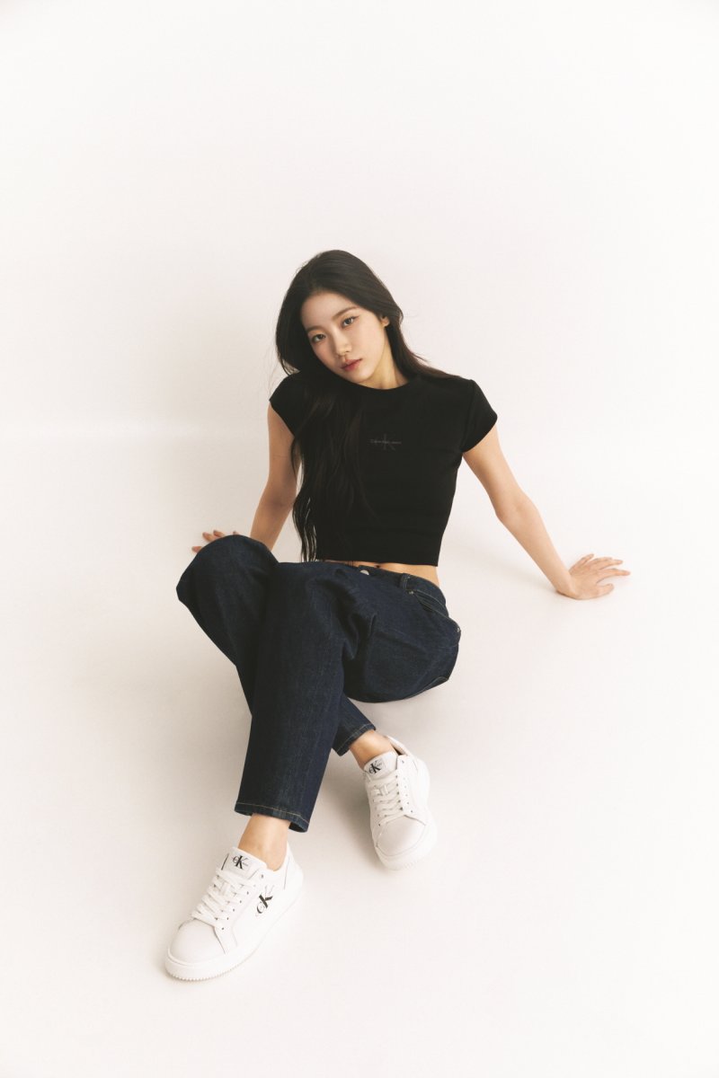 카즈하, 캘빈클라인 제공