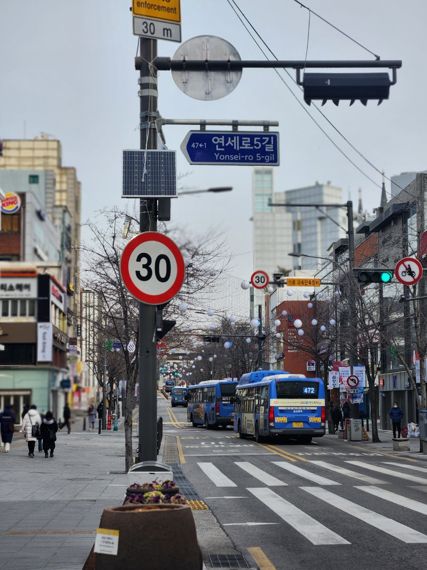 18일 서울 서대문구 연세로 일대 모습 사진=성석우 기자.