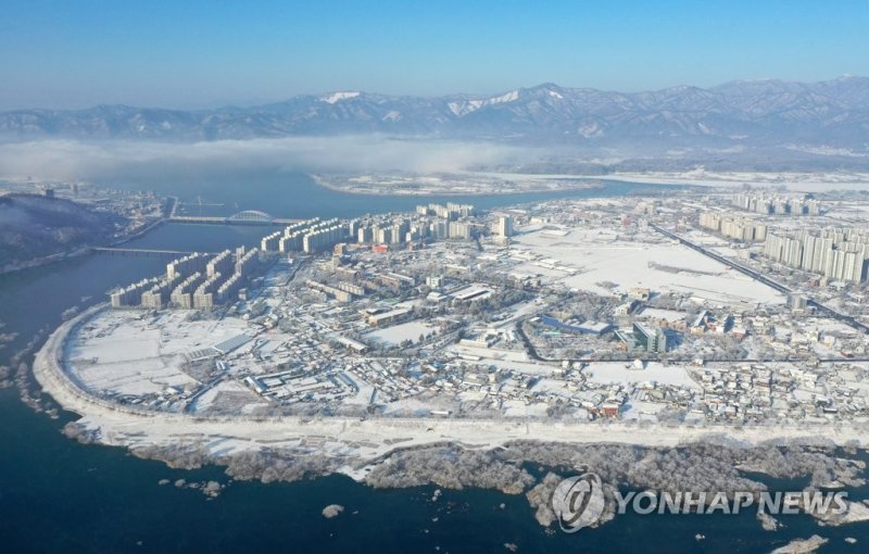 강원 내륙·산지 최대 3㎝ 눈…