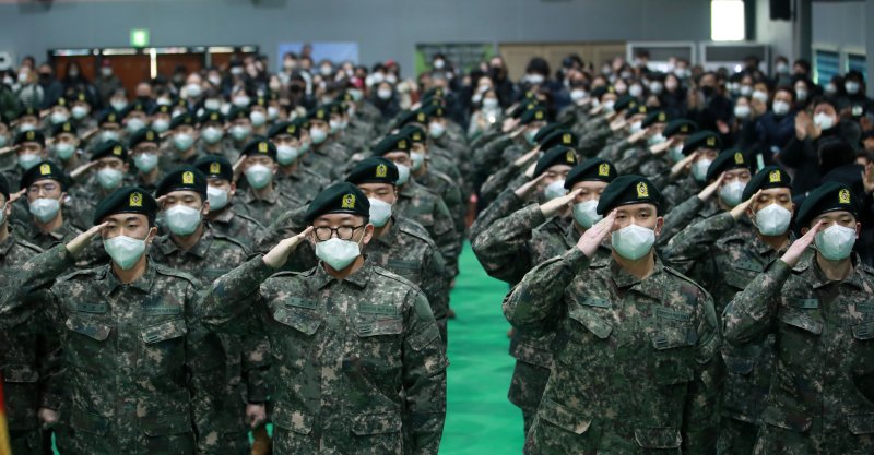 국방연구원 "2030년 입영 장병 5％, 다문화가정 출신" 분석