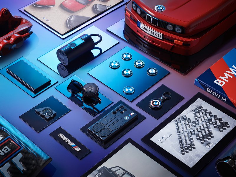 [서울=뉴시스] SK텔레콤이 스타벅스, BMW코리아와 삼성 갤럭시S23, S23울트라의 특별한 한정판을 출시했다고 2일 밝혔다. 이 에디션은 오는 7일부터 예약 판매를 진행한다. (사진=SK텔레콤 제공) *재판매 및 DB 금지