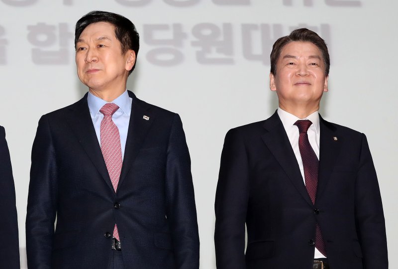 국민의힘 당대표 후보인 김기현, 안철수 의원. 2023.2.5/뉴스1 ⓒ News1 박세연 기자