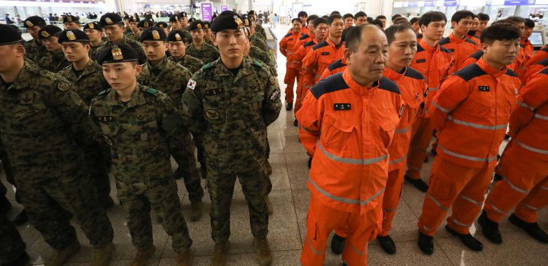 尹대통령 "튀르키예는 형제국"..역대 최대규모 구조대 파견했다