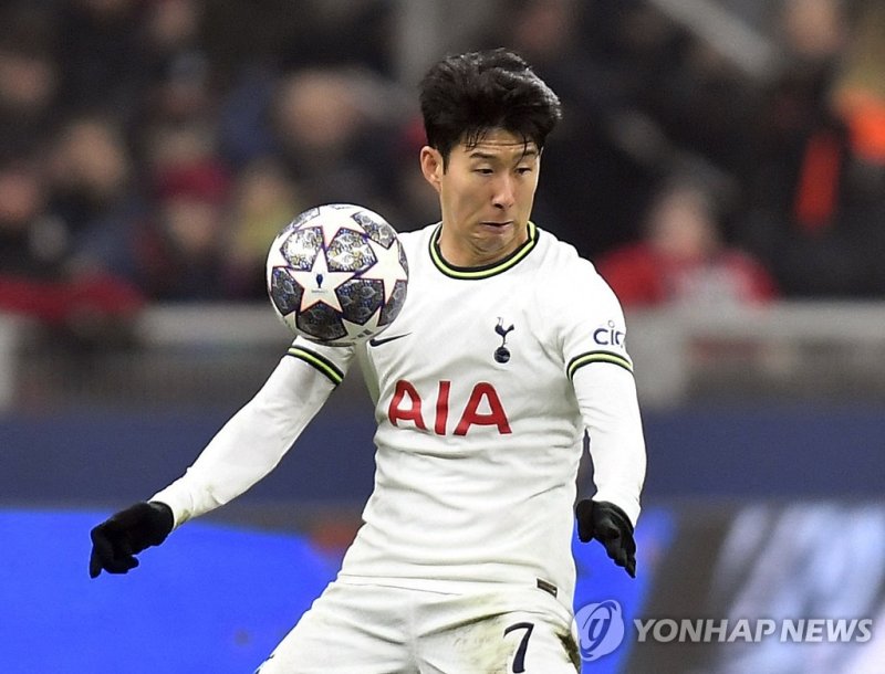 축구 전문 매체들은 손흥민에게 이날 경기 토트넘 공격진 중 최고의 평점을 부여했다. (연합뉴스)