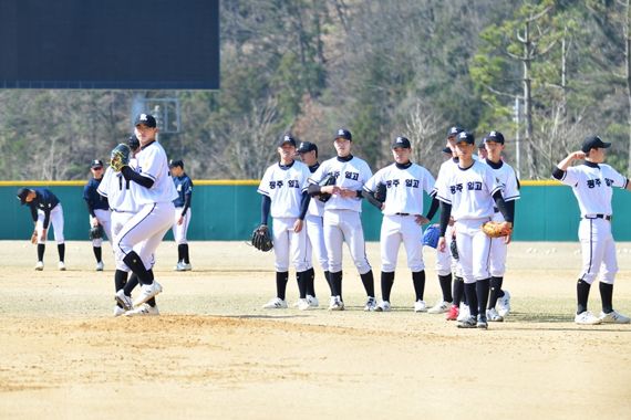 최근 광주권 고교들의 성적이 신통치 않다. 사진은 광주일고 선수들의 연습 사진(사진 = 전상일 기자)