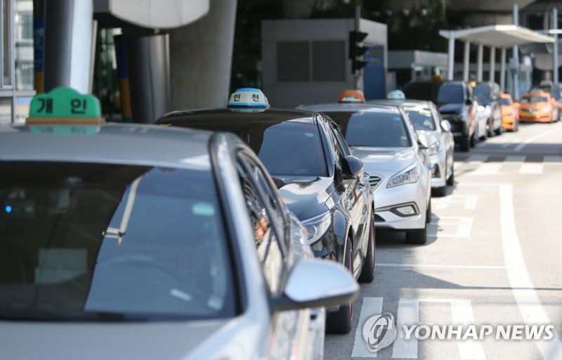 인천공항 택시 승강장.(사진은 기사와 직접적 관련이 없음) 연합뉴스