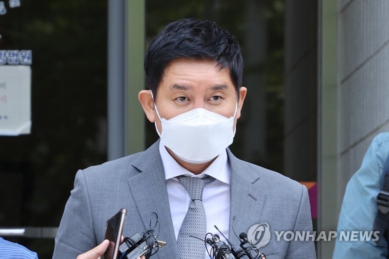 검찰, '옥중편지 위증 의혹' 관련 김봉현 변호인단 수사