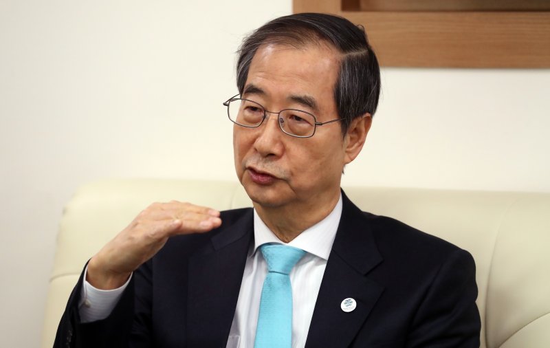 한 총리 "노조탄압 의지 없어…노란봉투법, 헌법 배치돼"