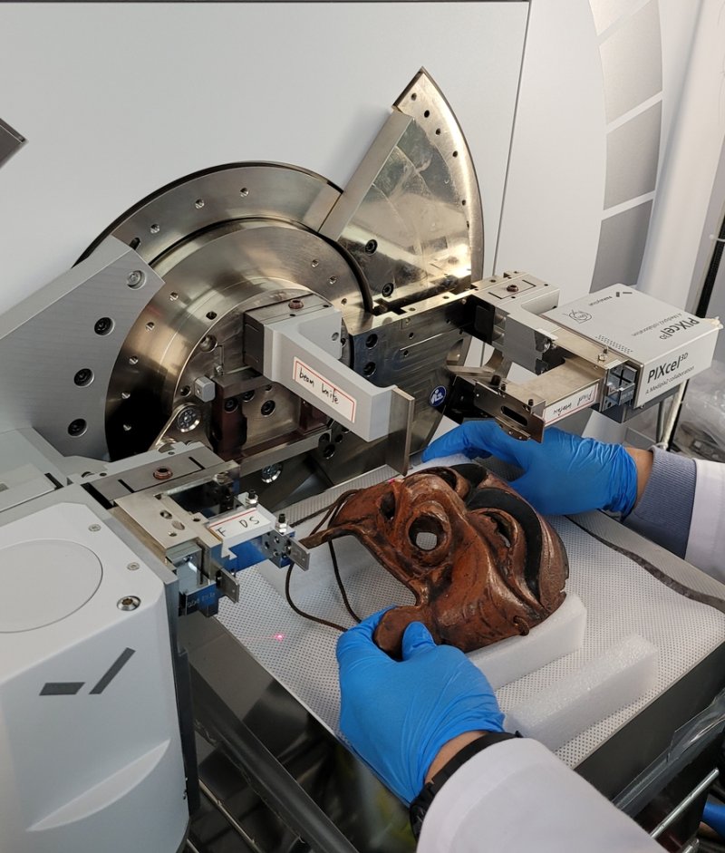 X선 회절법(XRD) 안료 분석 과정 [국립문화재연구원 제공. 재판매 및 DB 금지]