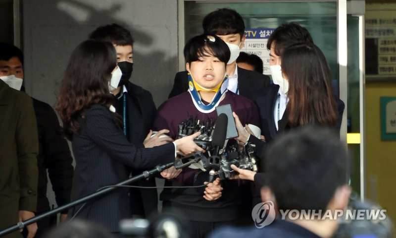'박사방' 조주빈·강훈, 강제추행 혐의 2심도 징역 4개월