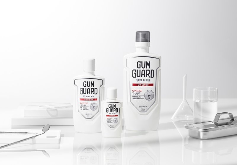 임플란트 수명 늘리려면 '잇몸질환' 예방하세요