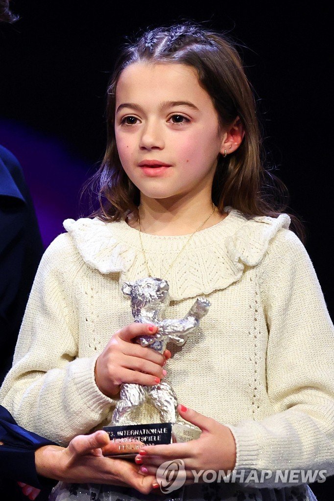 Actor Sofia Otero accepts Silver Bear for Best Leading Performance Award in '20,000 Species of Bees' at the awards ceremony at the 73rd Berlinale International Film Festival in Berlin, Germany, February 25, 2023. REUTERS/Fabrizio Bensch