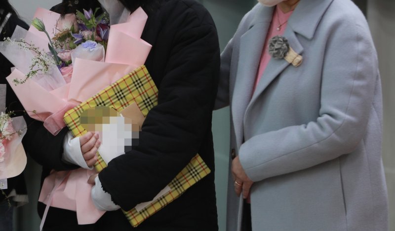 퇴소식에 선 아이들 [촬영 박성제]