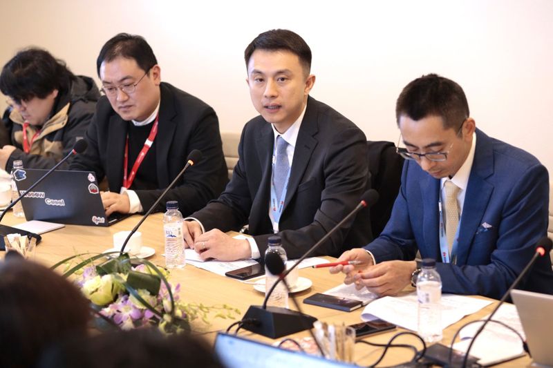 '삼성 5배 전시장' 화웨이 "韓기업과 경쟁보단 보완관계로" [MWC 2023]