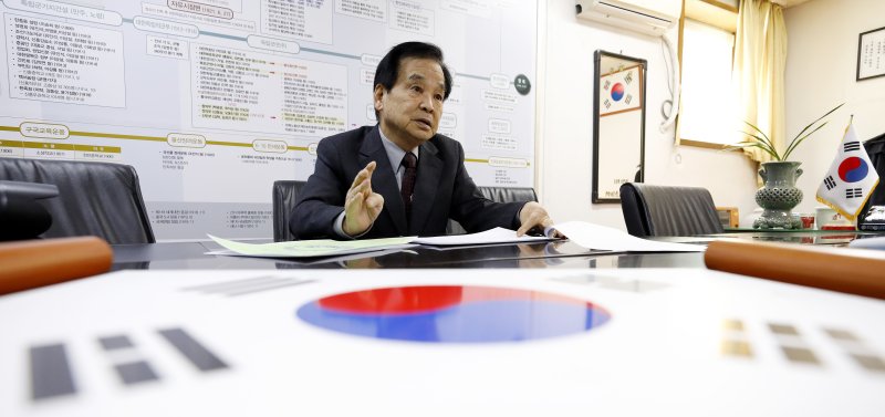 김영조 순국선열유족회 사무총장이 27일 서울 서대문구 순국선열유족회 사무실에서 뉴스1과 인터뷰를 갖고 있다. 2023.2.27/뉴스1 ⓒ News1 박지혜 기자