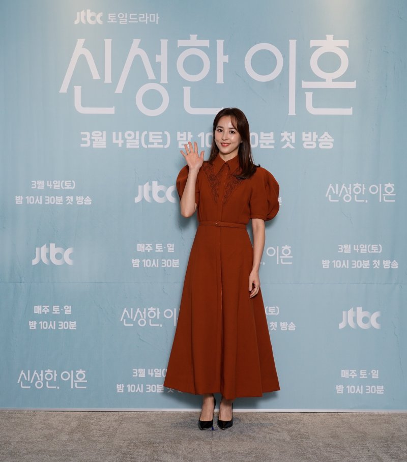 '신성한, 이혼' 한혜진 쉽지 않은 역할에 고민…배우 라인업에 확신