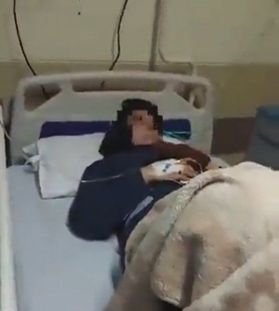 여학교에만 연쇄 독가스 테러...이란 10대 여학생 700명 중독 당했다