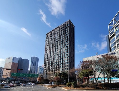 <임차인 모집을 진행중인 ‘여의도 리미티오148’ 전경 사진>