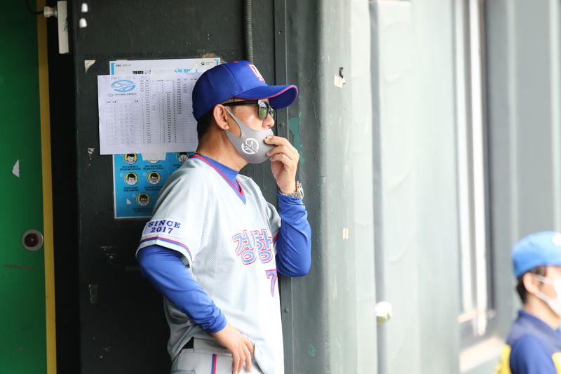 경기항공고 이동수 감독 "시즌 초반 손아인과 성준서로 강하게 밀어붙이겠다" (사진 = 전상일 기자)
