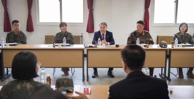 [2024예산]내년 병장월급 165만원까지 오른다