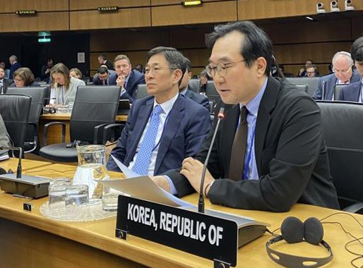 IAEA 정기이사회 참석한 이도훈 2차관 (서울=연합뉴스) 이도훈 외교부 2차관이 6일(현지시간) 오스트리아에서 열린 국제원자력기구(IAEA) 정기 이사회에 참석해 발언하고 있다. 2023.3.7 [외교부 제공. 재판매 및 DB 금지] photo@yna.co.kr (끝)