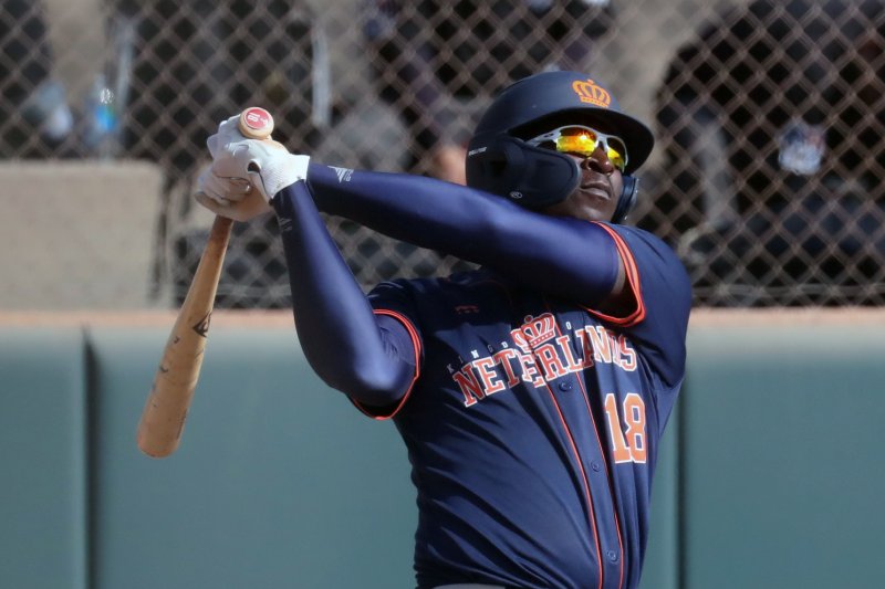 21일(현지시간) 미국 애리조나주 스코츠데일 솔트리버필즈 앳 토킹스톡에서 열린 2023 WBC 네덜란드 야구 대표팀과 한화이글스와의 연습경기에서 네덜란드 그레고리우스가 타격을 하고 있다. 2023.2.22/뉴스1 ⓒ News1 황기선 기자