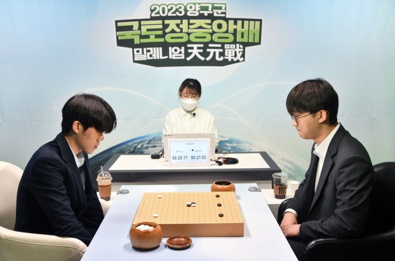 한우진 6단, 국토정중앙배 초대 우승…7단으로 특별승단 - 파이낸셜뉴스