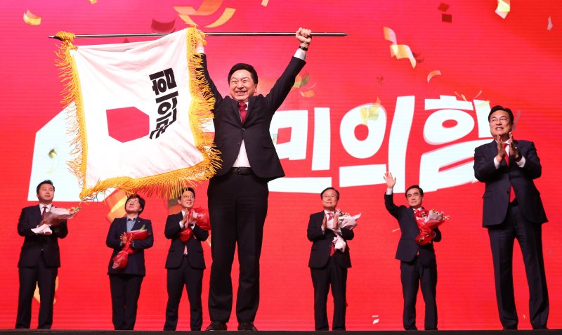 높은 투표율 보인 국민의힘 당 대표선출 결과, 시청자 관심↑
