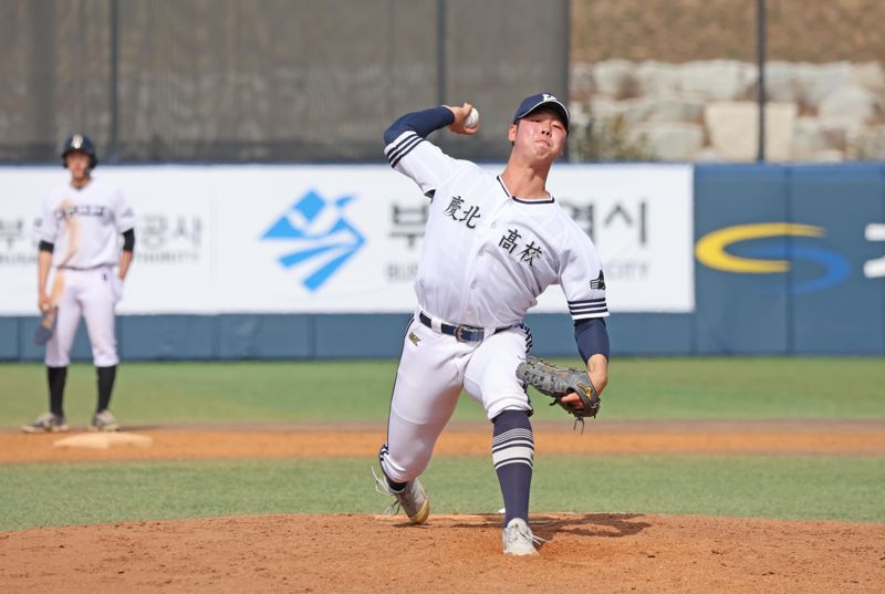 경북고 전미르가 역투하고 있다. 사진=박범준 기자