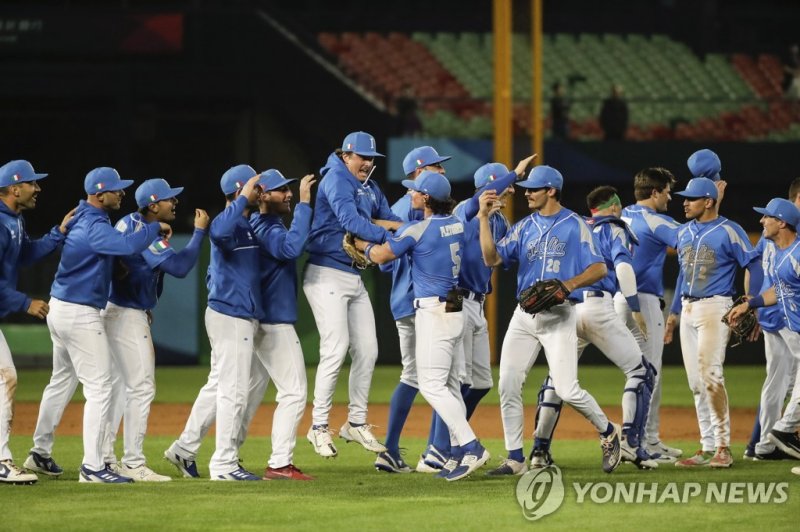 [WBC] '2회 연속 4강' 네덜란드, 대혼전 최대 희생양 - 파이낸셜뉴스