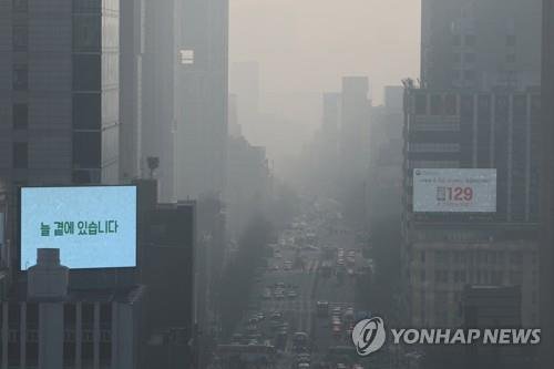 "미세먼지가 치매 부른다…대기오염 심할 땐 마스크 써야"